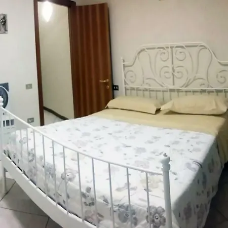 בית הארחה Lo Scoiattolo Di Mannocchi Lorella 3*