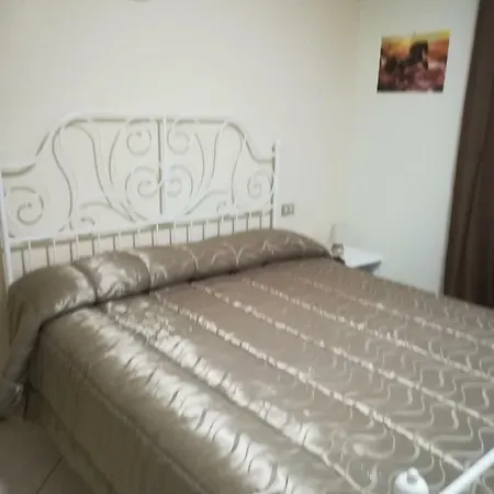 Casa de hóspedes Lo Scoiattolo Di Mannocchi Lorella 3*