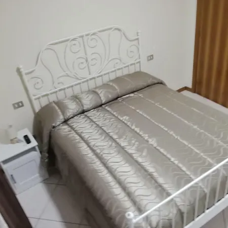 Casa de hóspedes Lo Scoiattolo Di Mannocchi Lorella