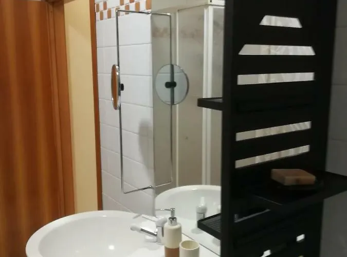 Lo Scoiattolo Di Mannocchi Lorella 3*